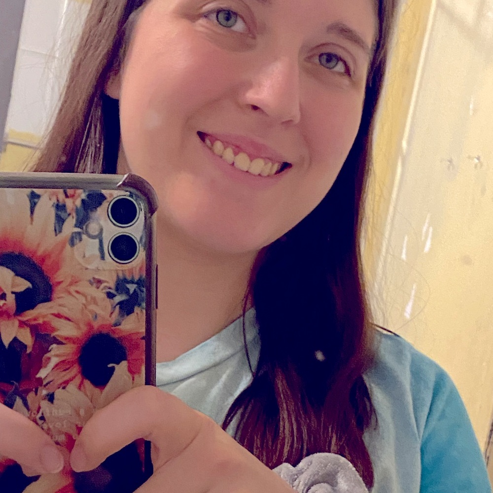 Meet your Posher, Michaela